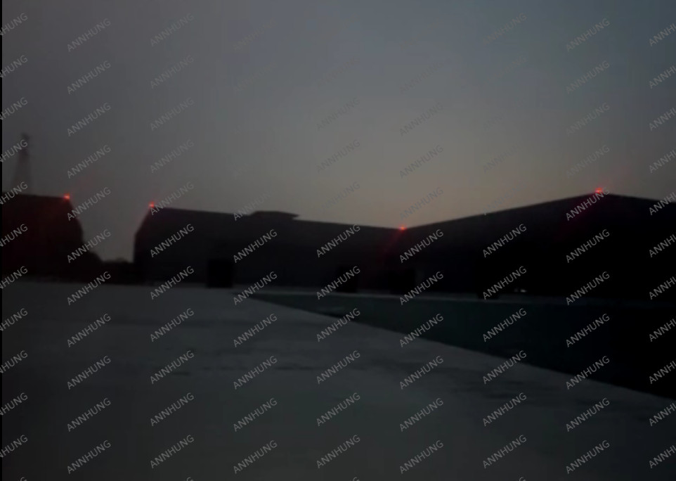 最新の会社の事例について ルズーフ生産基地プロジェクト,LED低強度航空障害灯