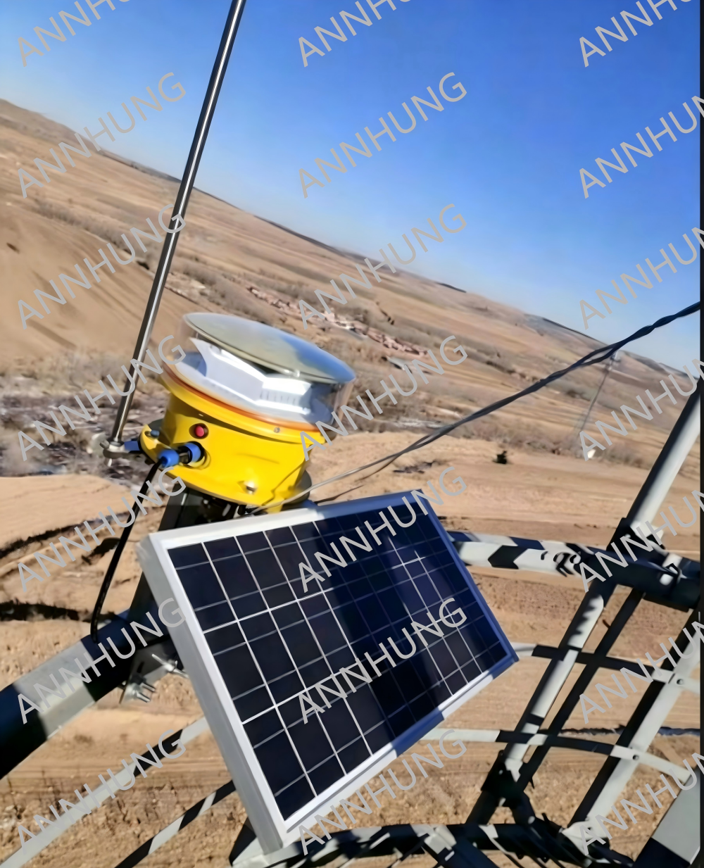 最新の会社の事例について 太陽光発電中光航空障害灯の施工事例展示