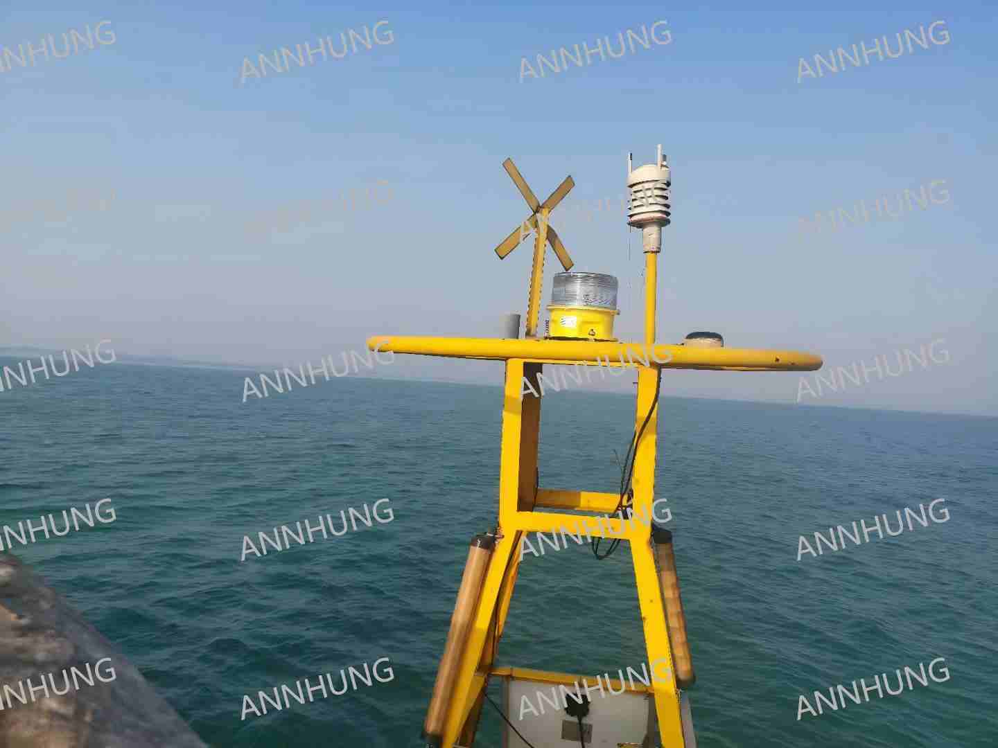 最新の会社の事例について Project Case Display of AH-LS-C1 Solar Marine Lantern 
